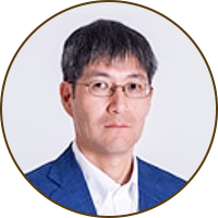 横田健一氏